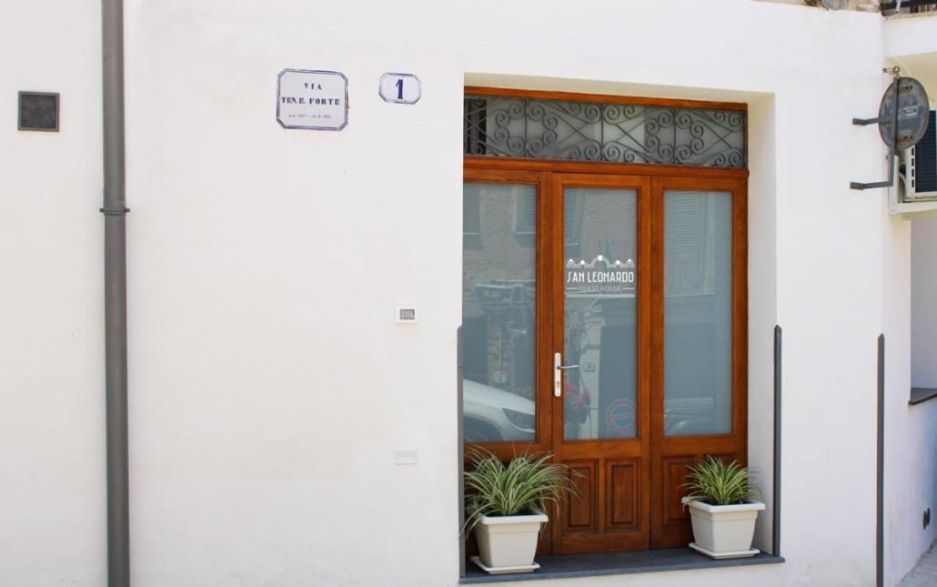 San Leonardo Guest House Castelbuono  Exterior foto